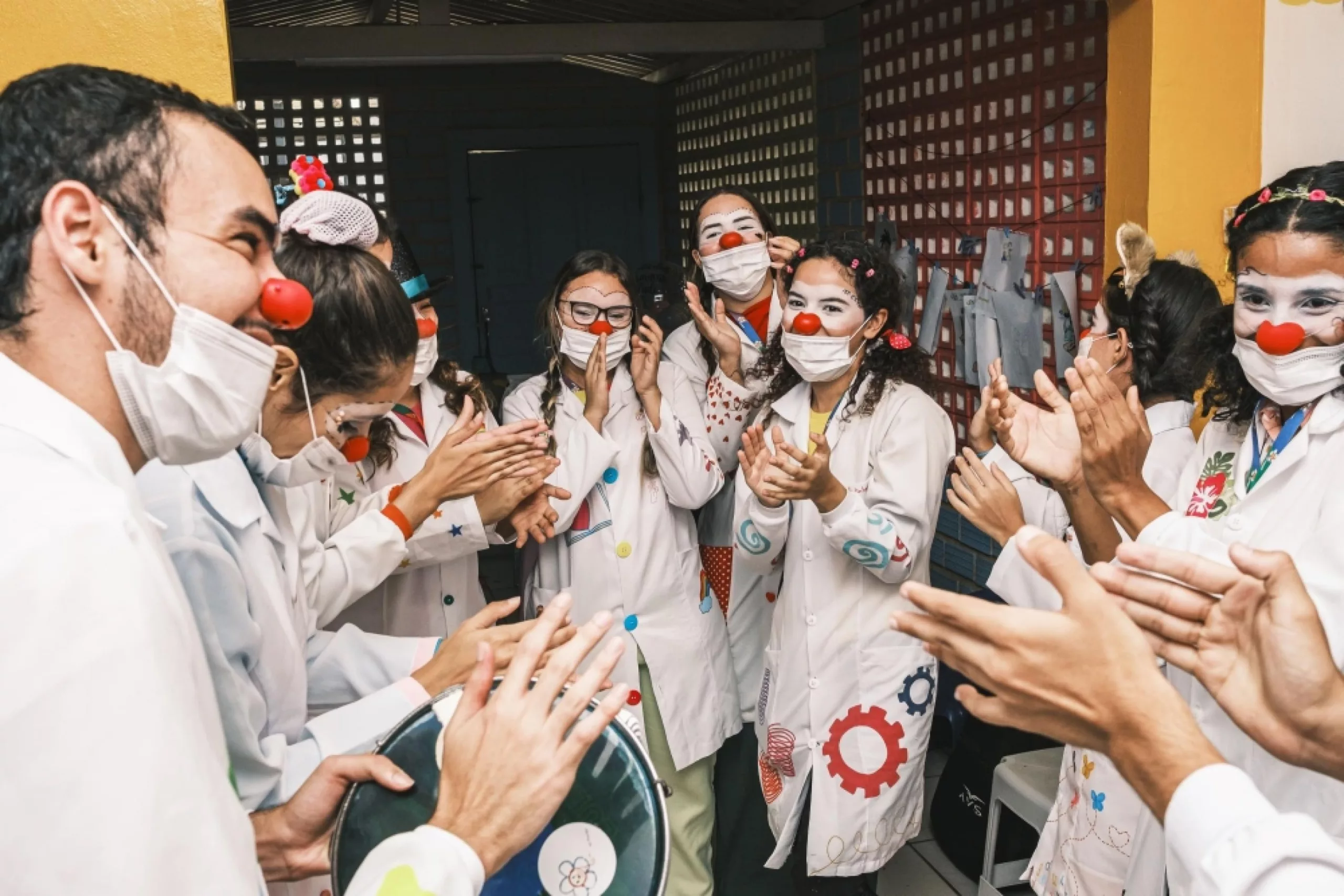 Projeto Sorriso de Plantão abre processo seletivo para estudantes atuarem como palhaços de hospital